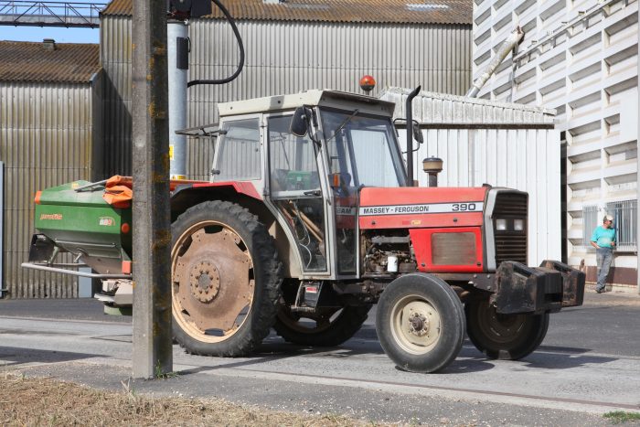 Massey Ferguson 390 Tractor